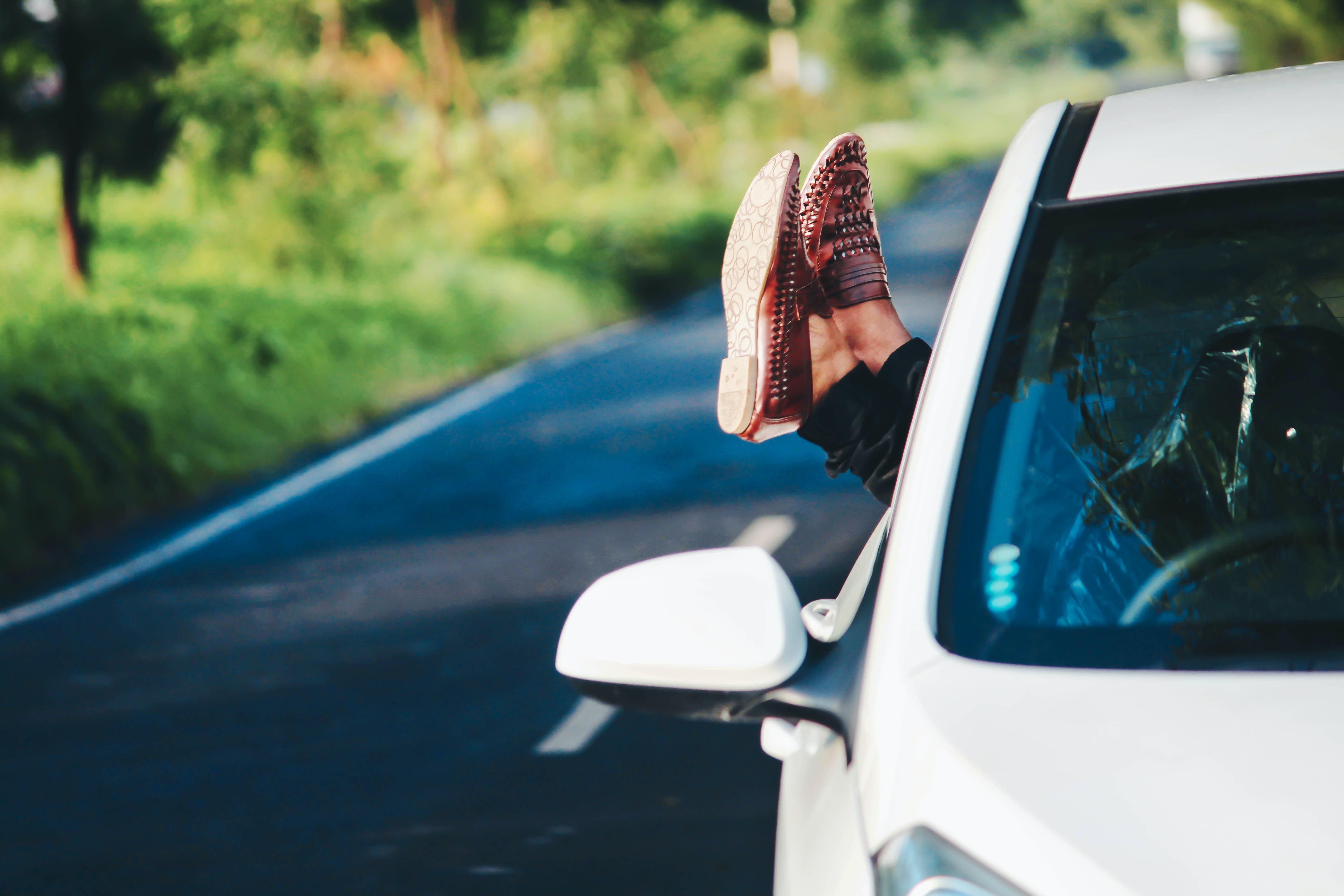 Choosing the Perfect Vehicle for a Road Trip