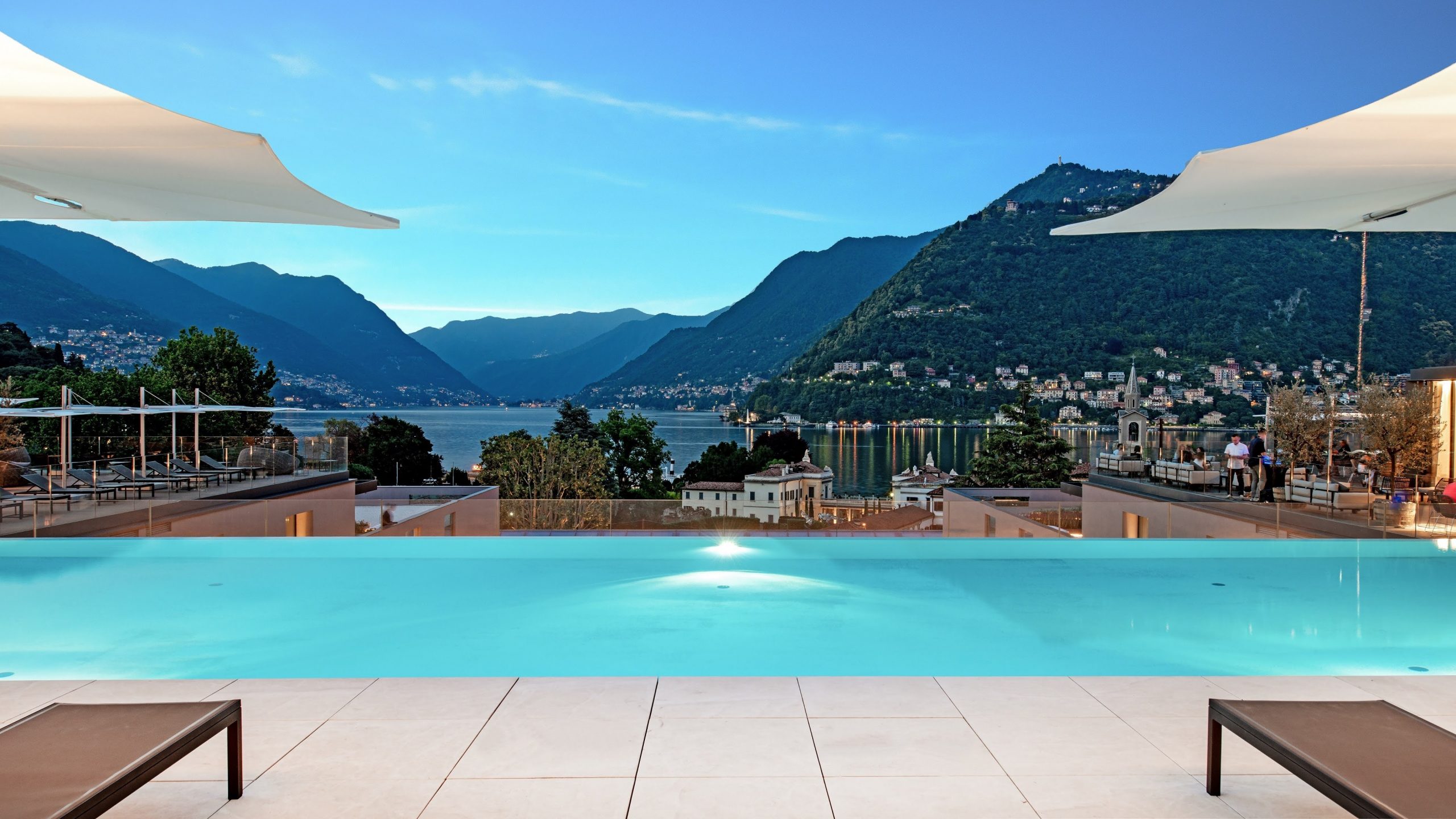 Hilton Lake Como Rooftop Pool
